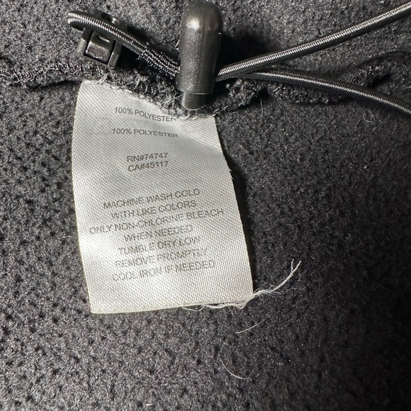 Cabellas men’s black fleece pullover size XL - Picture 5 of 5